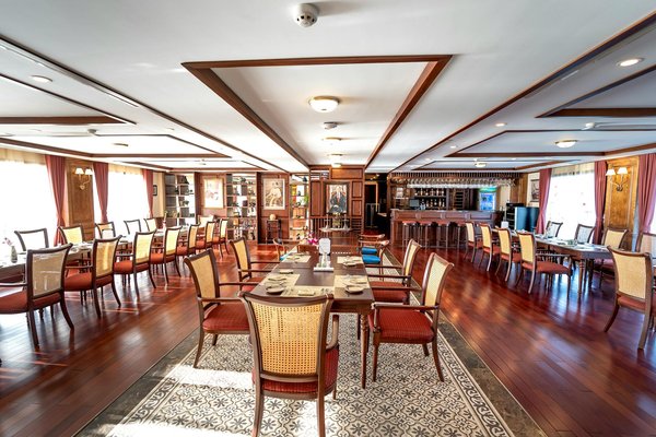 Essential kitchen tools every uk home cook needs: a chef's guide